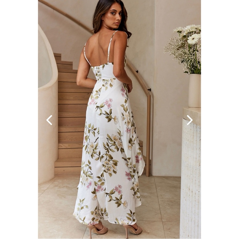 Selfie Leslie “Imelda” v-neck high-low hem dress, white floral, size small - Picture 5 of 11